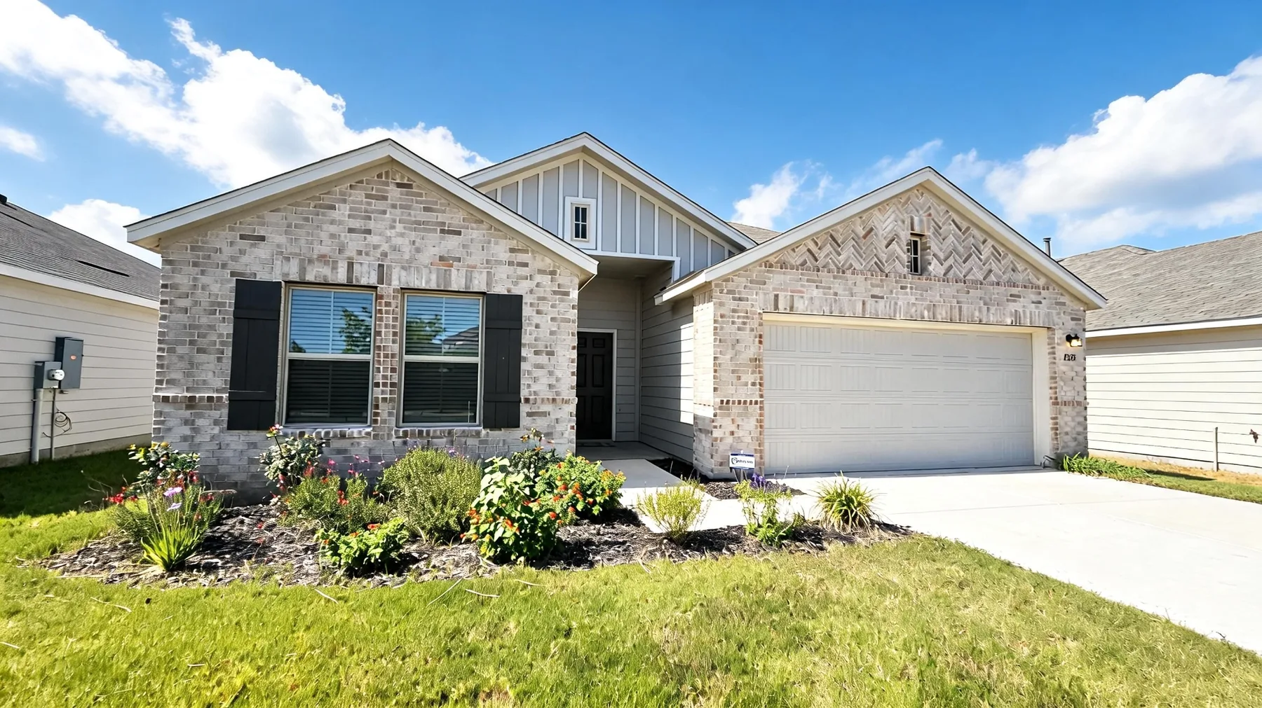 Brick exterior of the Beebrush Saddle furnished home