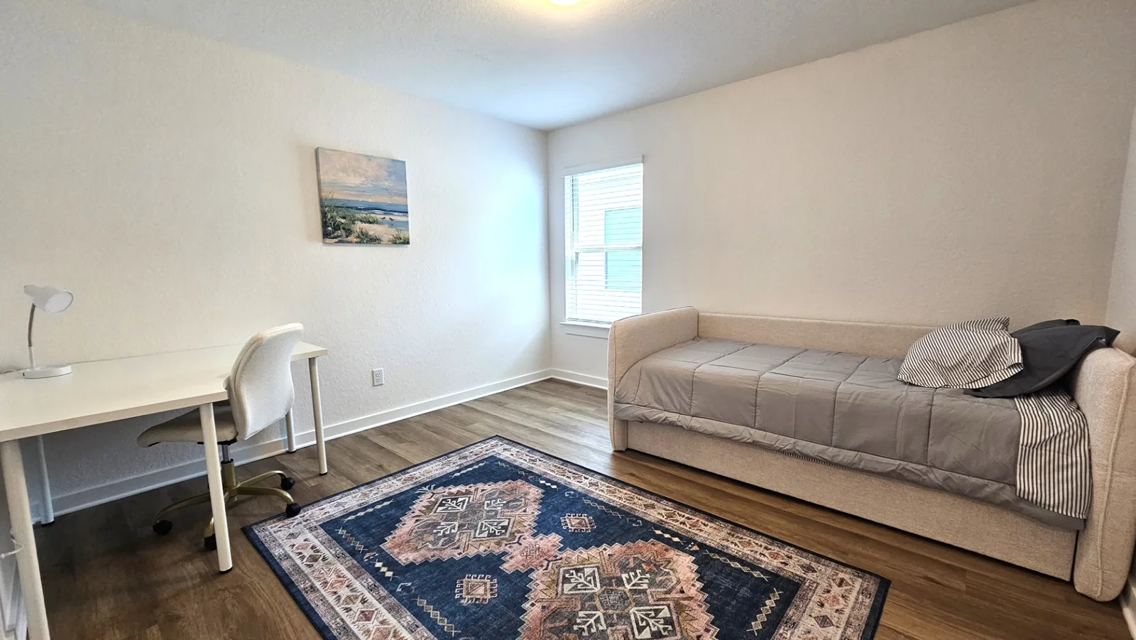 Dedicated furnished office and flexible sleeping room at Beebrush Saddle