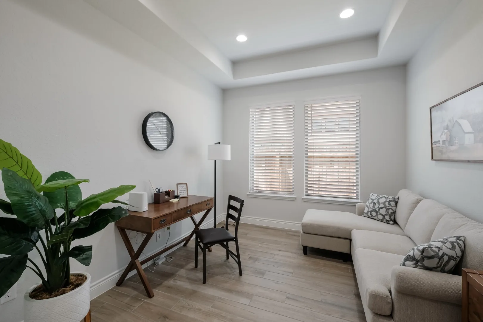 Dedicated furnished home office at Desperado Run